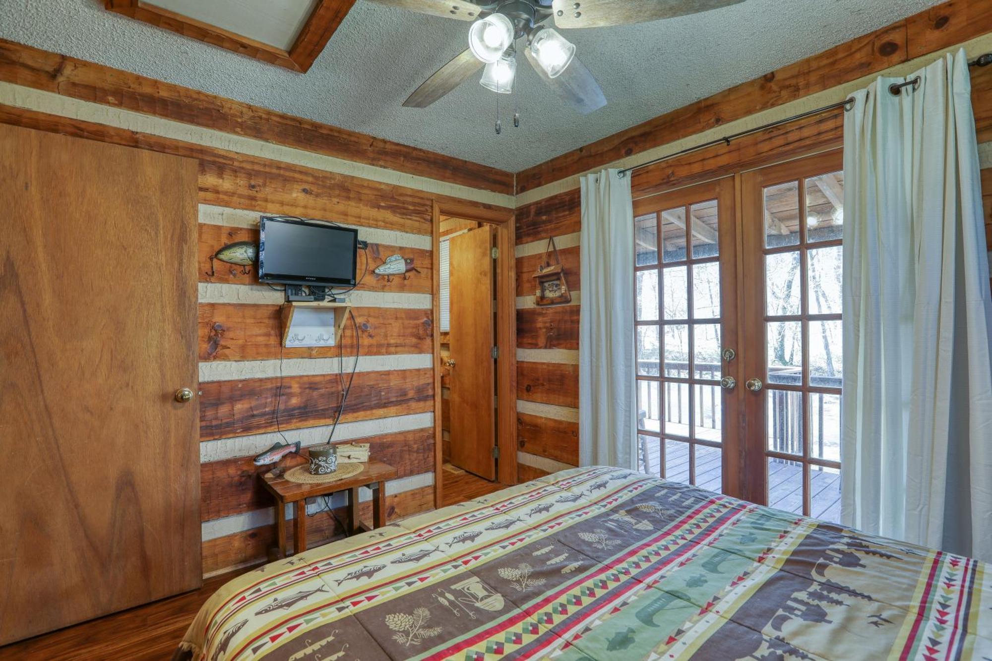 Creekside Memories Cabin Cosby Екстериор снимка